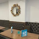 Hbf Garni Hotel