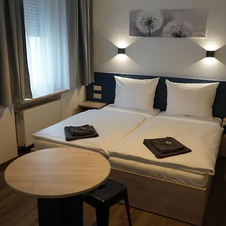 Hbf Szálloda 3*