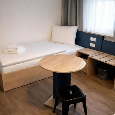 Hbf Garni Hotel 3*