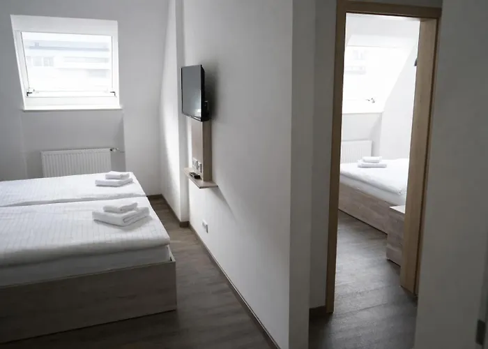 Hbf Garni Hotel