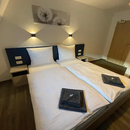 Hbf Garni Hotel