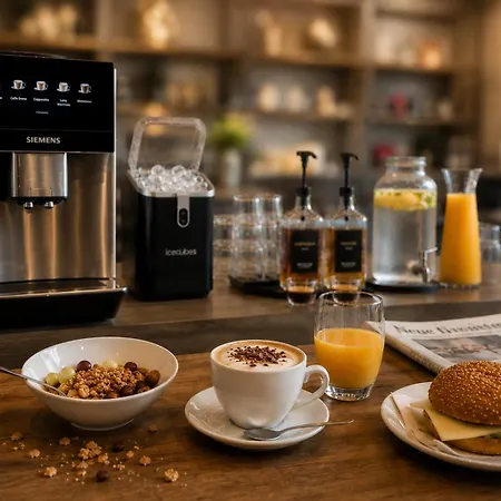 Otel Hauptbahnhof 3*